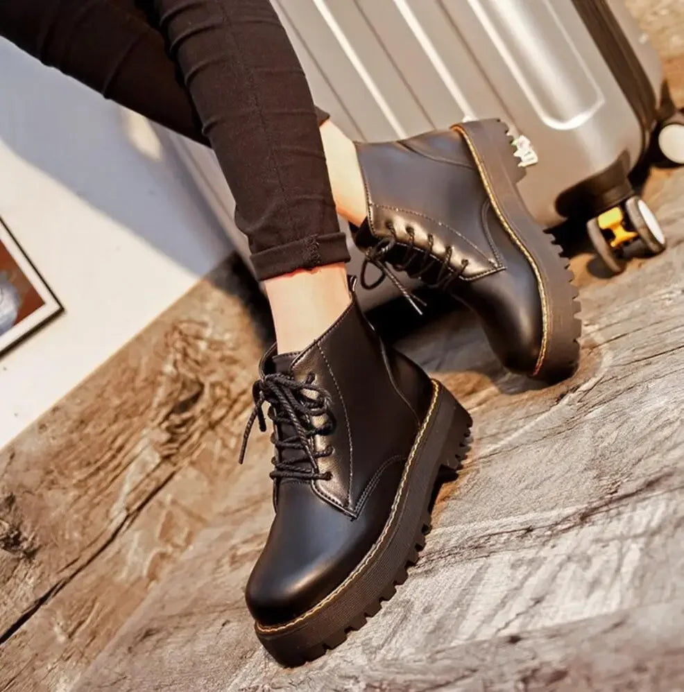 Autumn Winter Women Ankle Boots Platform Lace Up Casual Shoes Woman Retro Oxfords Female Waterproof Goth Thick Boots Footwe