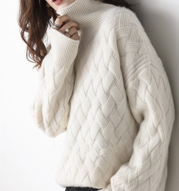 Autumn and winter turtleneck cashmere sweater woman  new style languid breeze loose thick pullover underlay wool sweater