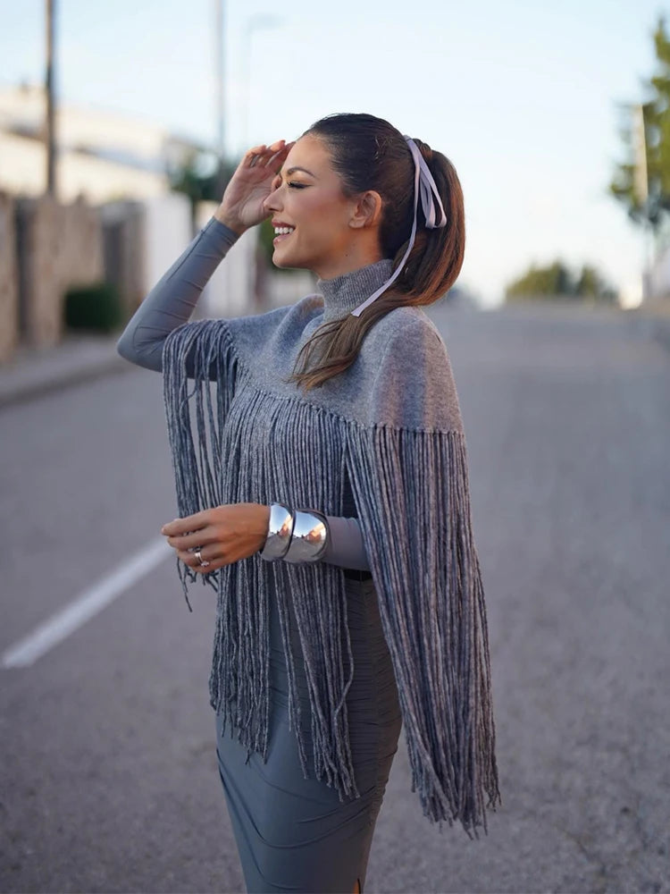 TRAF 2023 Knitted Tassels Poncho Coat Women Fashion Hollow Out Cropped Cape Coats Top Woman Autumn Jackets Casual Top