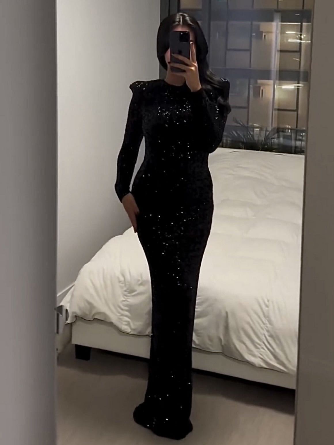 Woman With Shoulder Pads and Beaded Embellishments Dress Casual Slim O Neck Midi Long Dresses