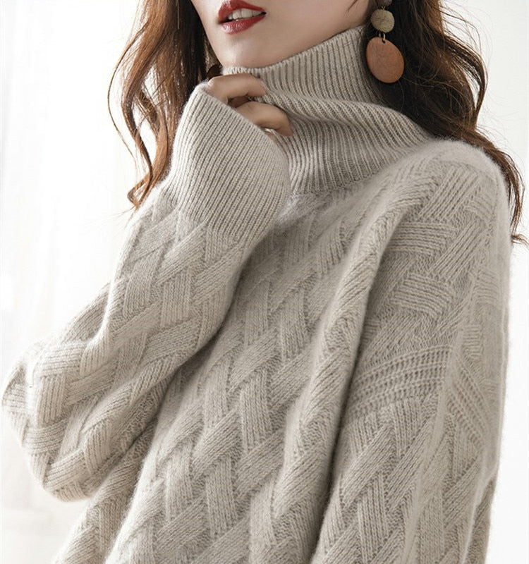 Autumn and winter turtleneck cashmere sweater woman  new style languid breeze loose thick pullover underlay wool sweater